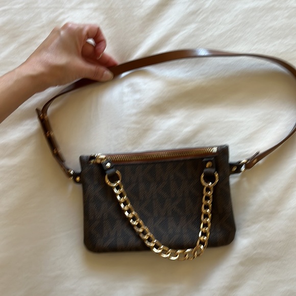 Michael Kors Brown and gold small bum belt bag - Picture 2 of 7